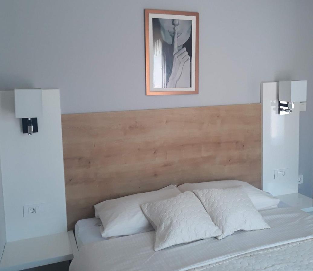 Apartments Orsula Near Old Town Šibenik Szoba fotó